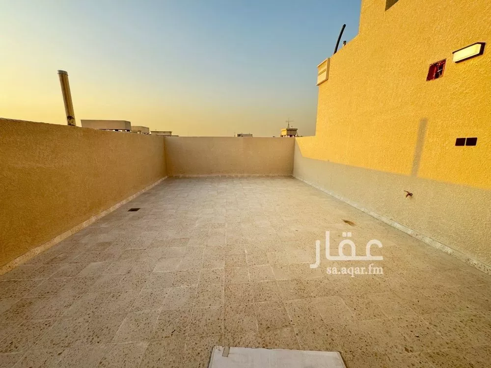 5 bedroom floor in Al Zahrah 12