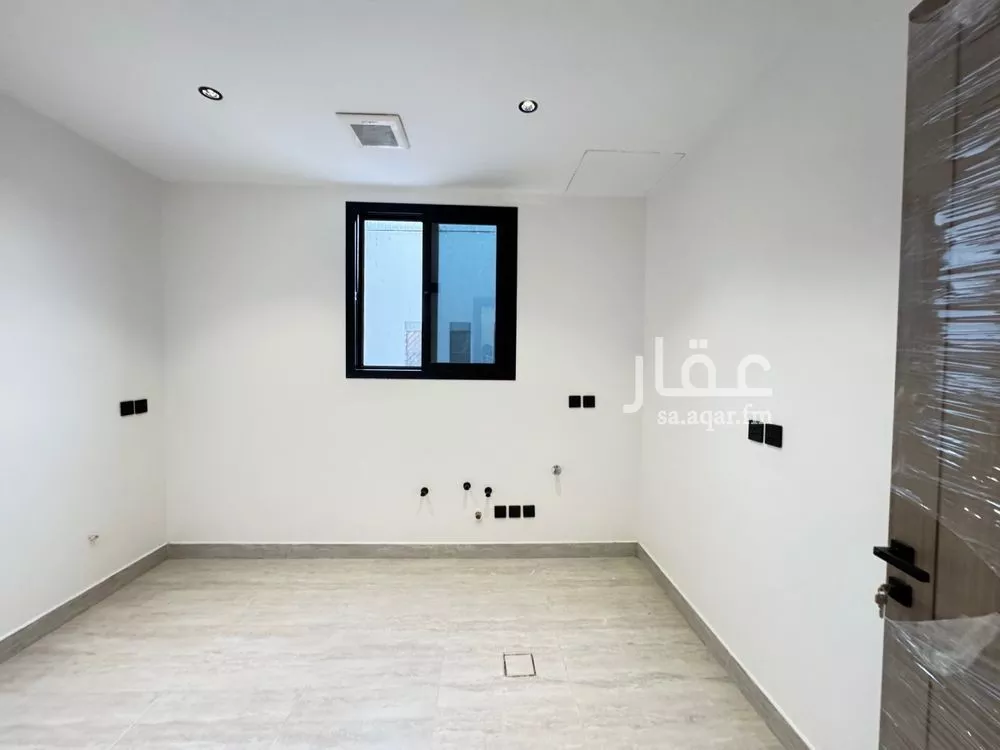 5 bedroom floor in Al Zahrah 16