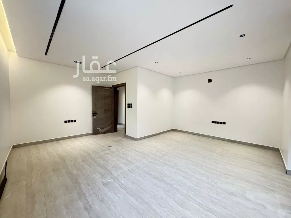 5 bedroom floor in Al Zahrah 9