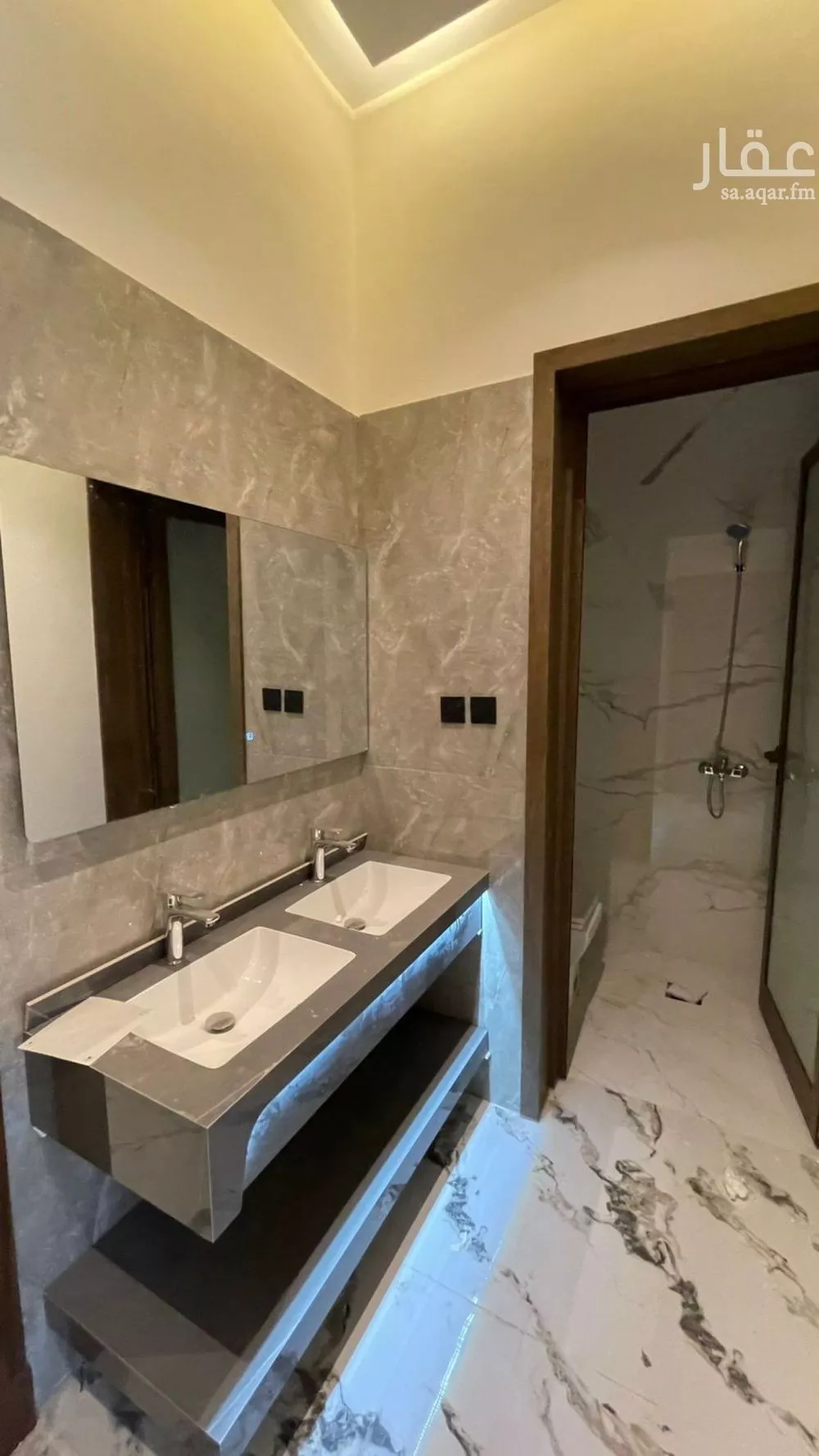 4 bedroom floor in Badr 7