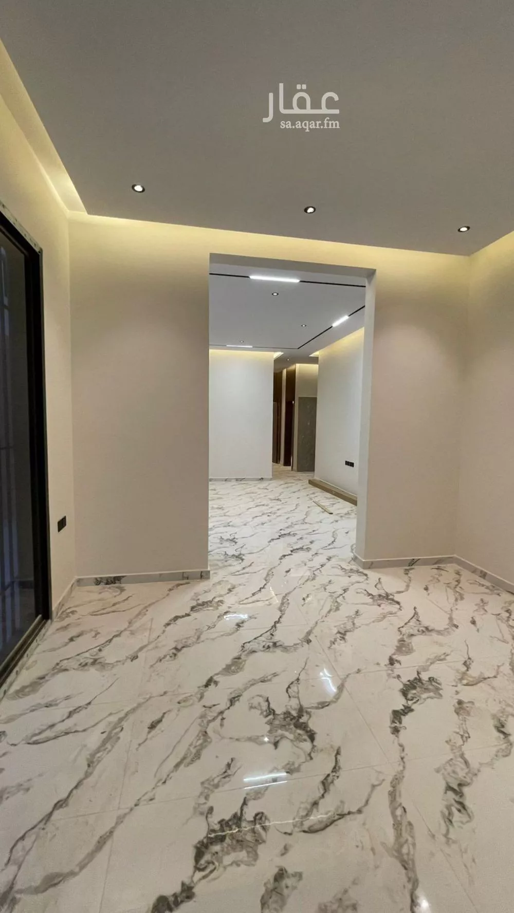 4 bedroom floor in Badr 8