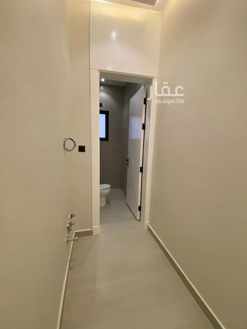5 bedroom floor in Al Janadriyah 11