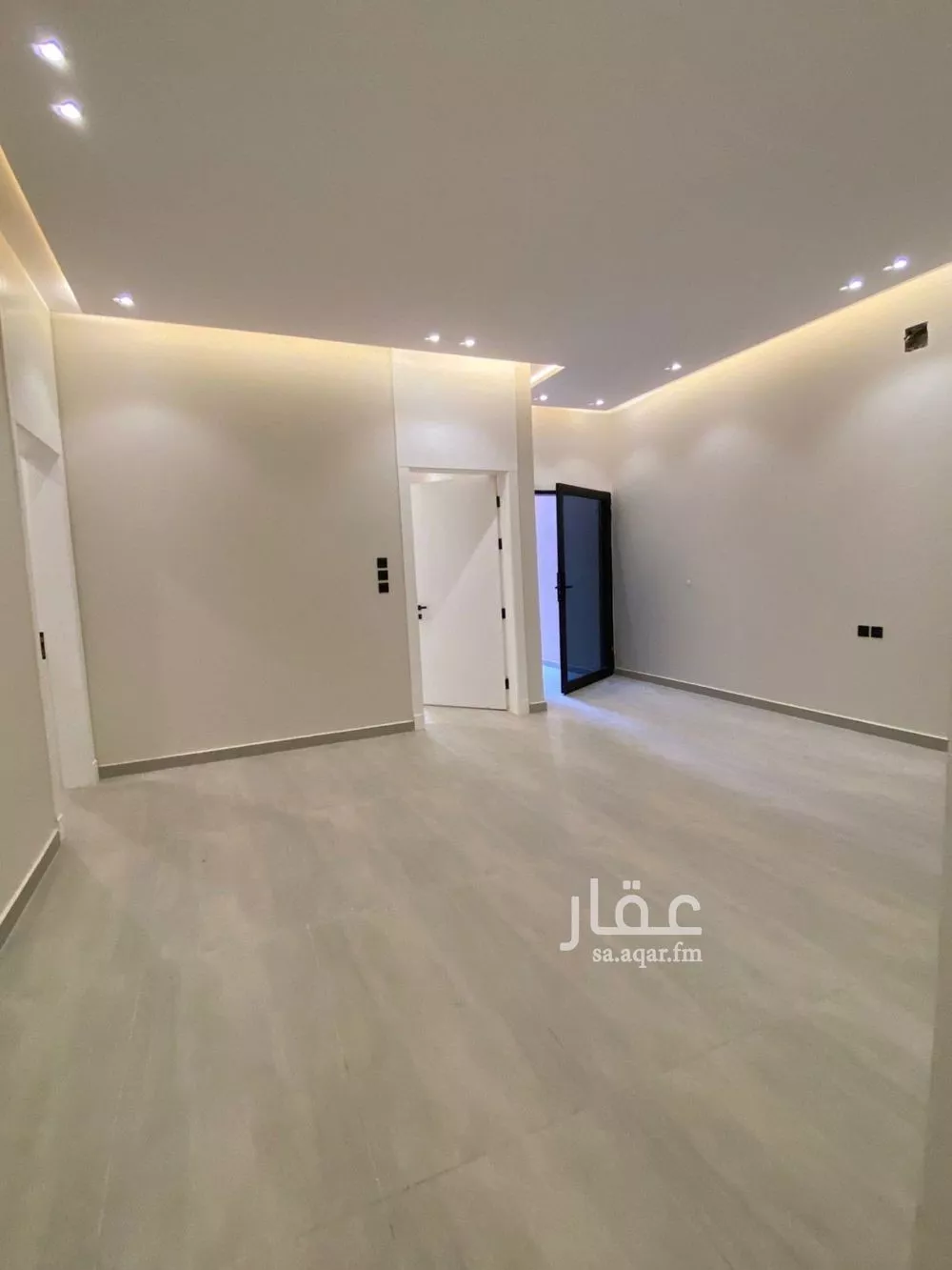 5 bedroom floor in Al Janadriyah 19