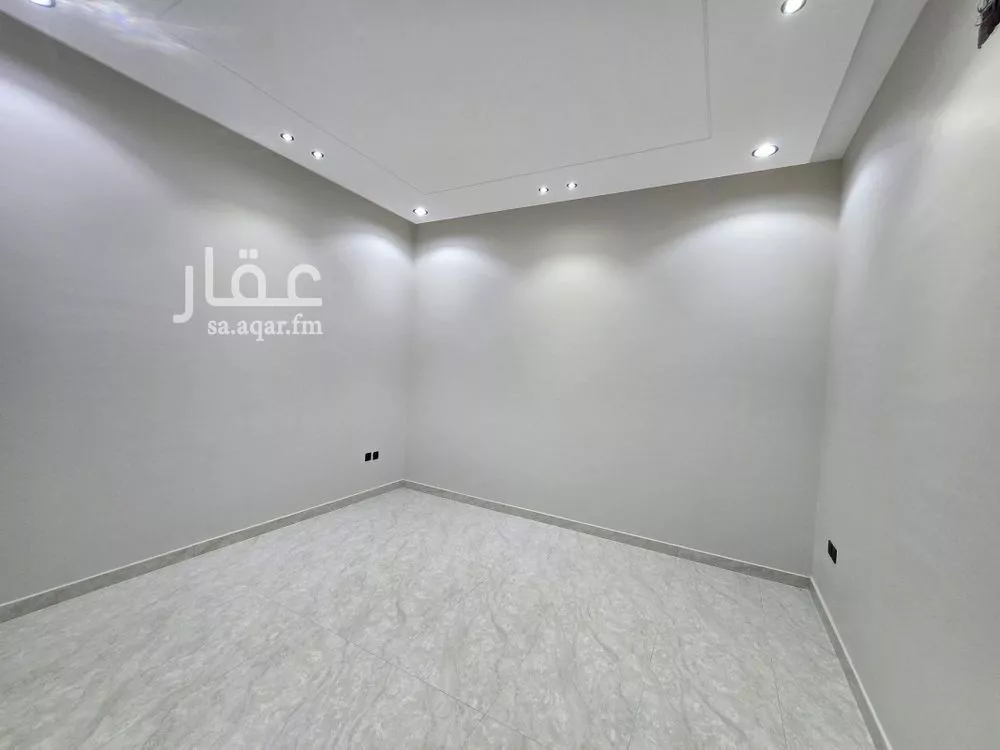 6 bedroom floor in Okaz 12