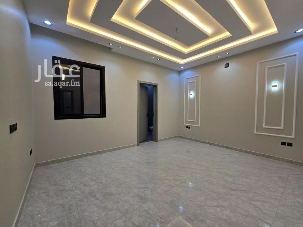 6 bedroom floor in Okaz 15