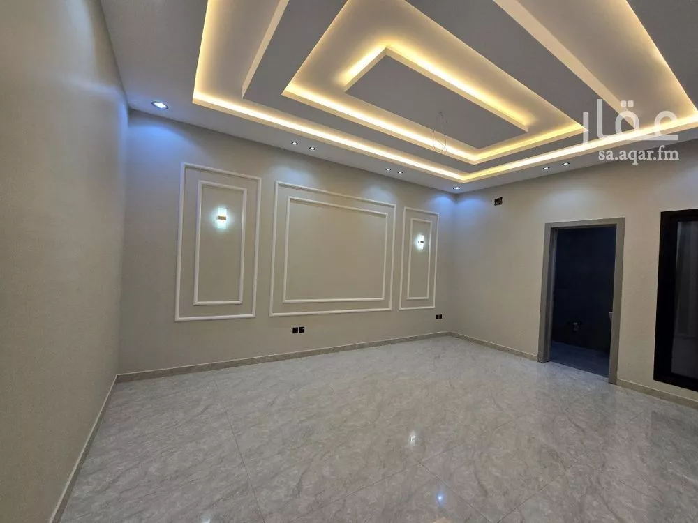 6 bedroom floor in Okaz 5