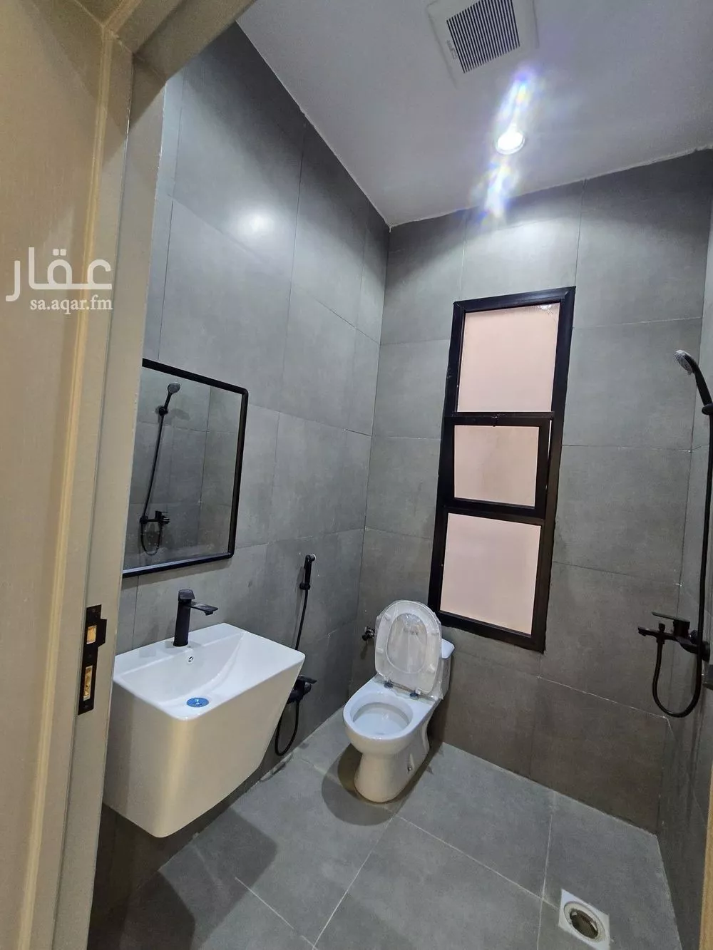 6 bedroom floor in Okaz 7
