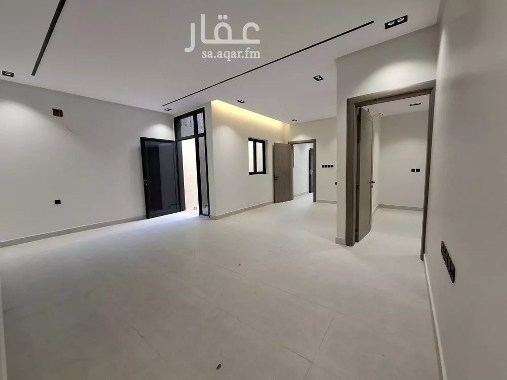دور 4 غرف في السويدي 11