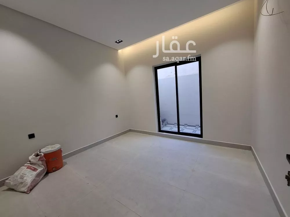 دور 4 غرف في السويدي 3