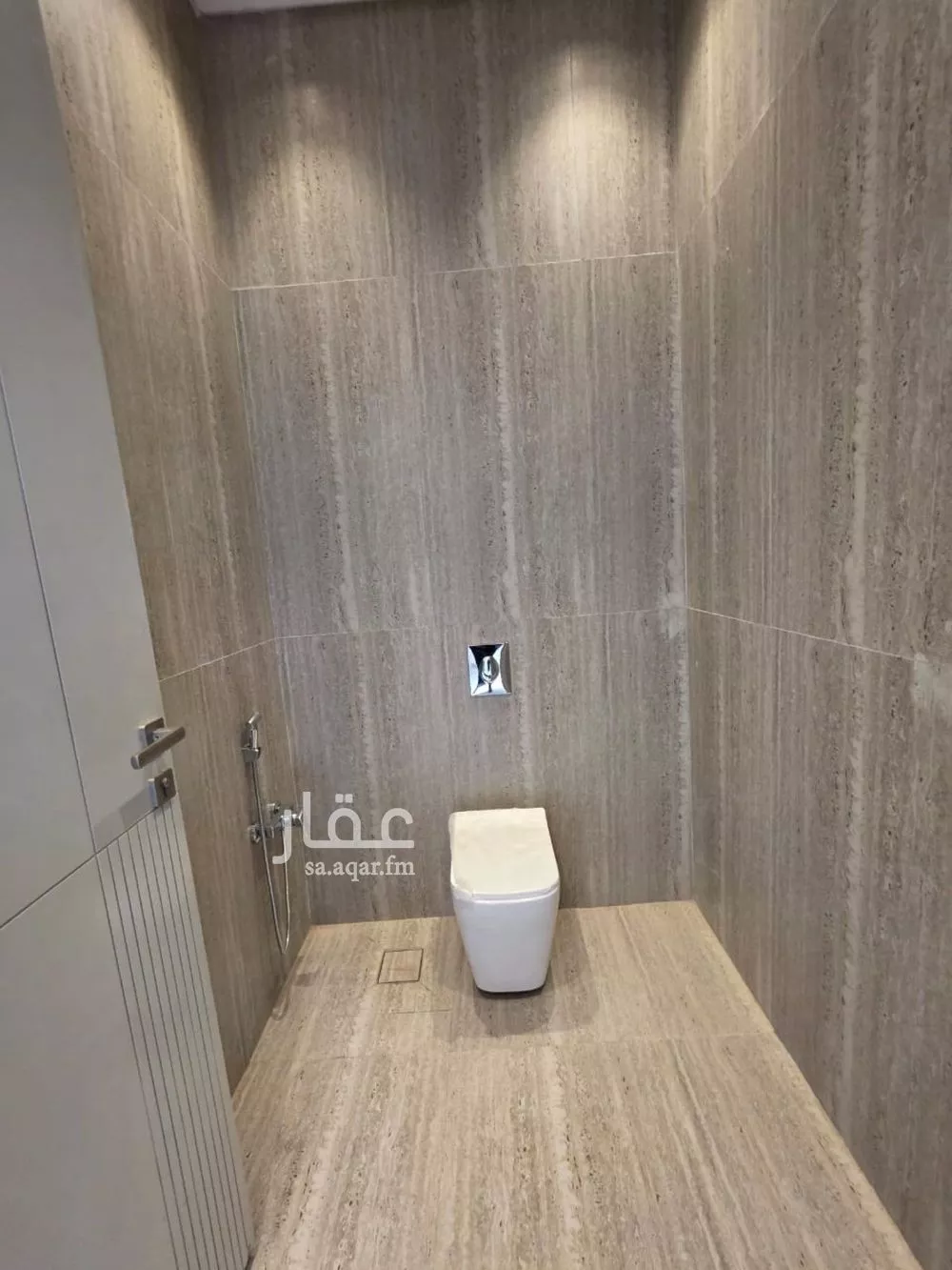 6 bedroom floor in Al Munsiyah 14