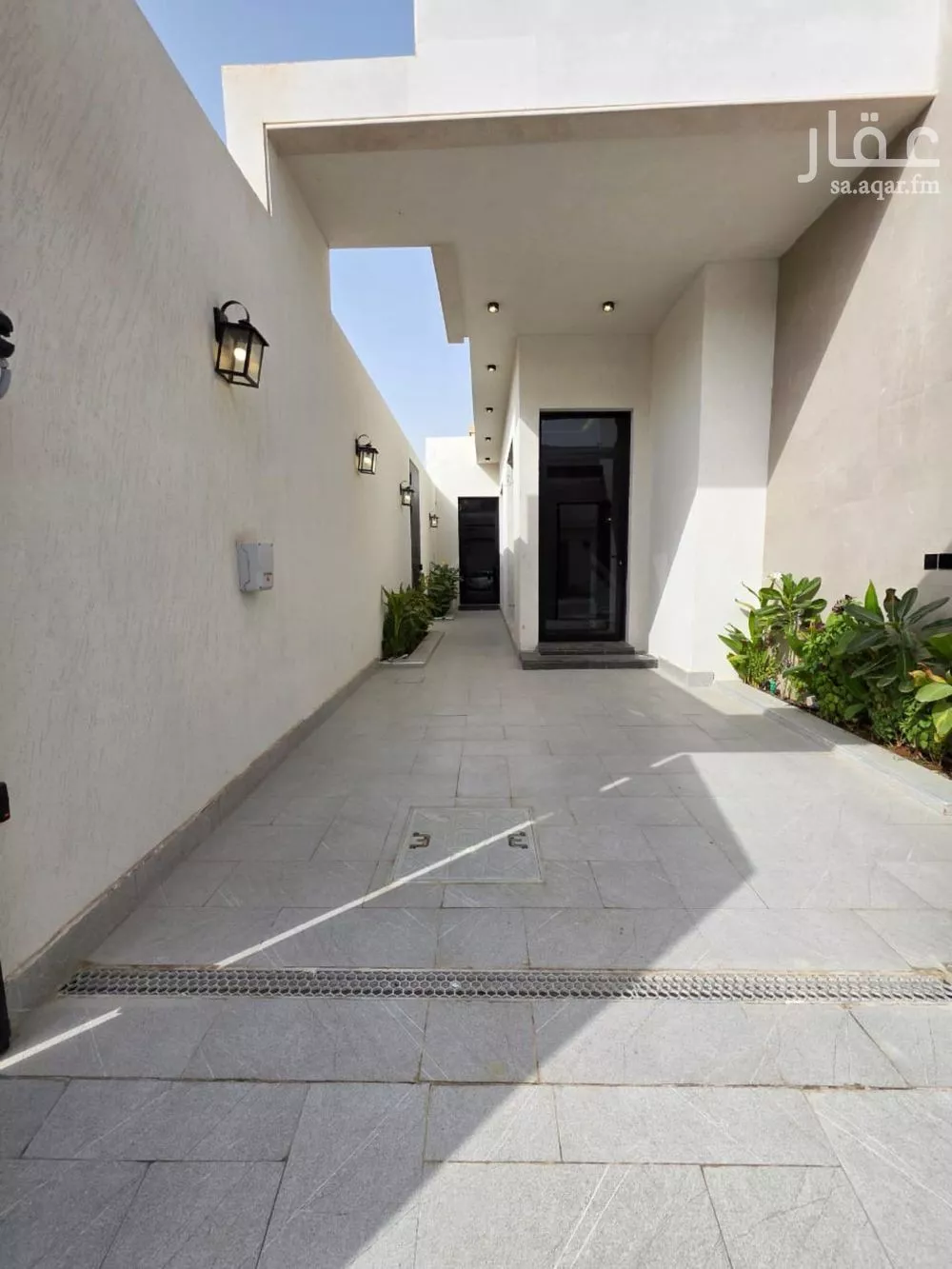6 bedroom floor in Al Munsiyah 3