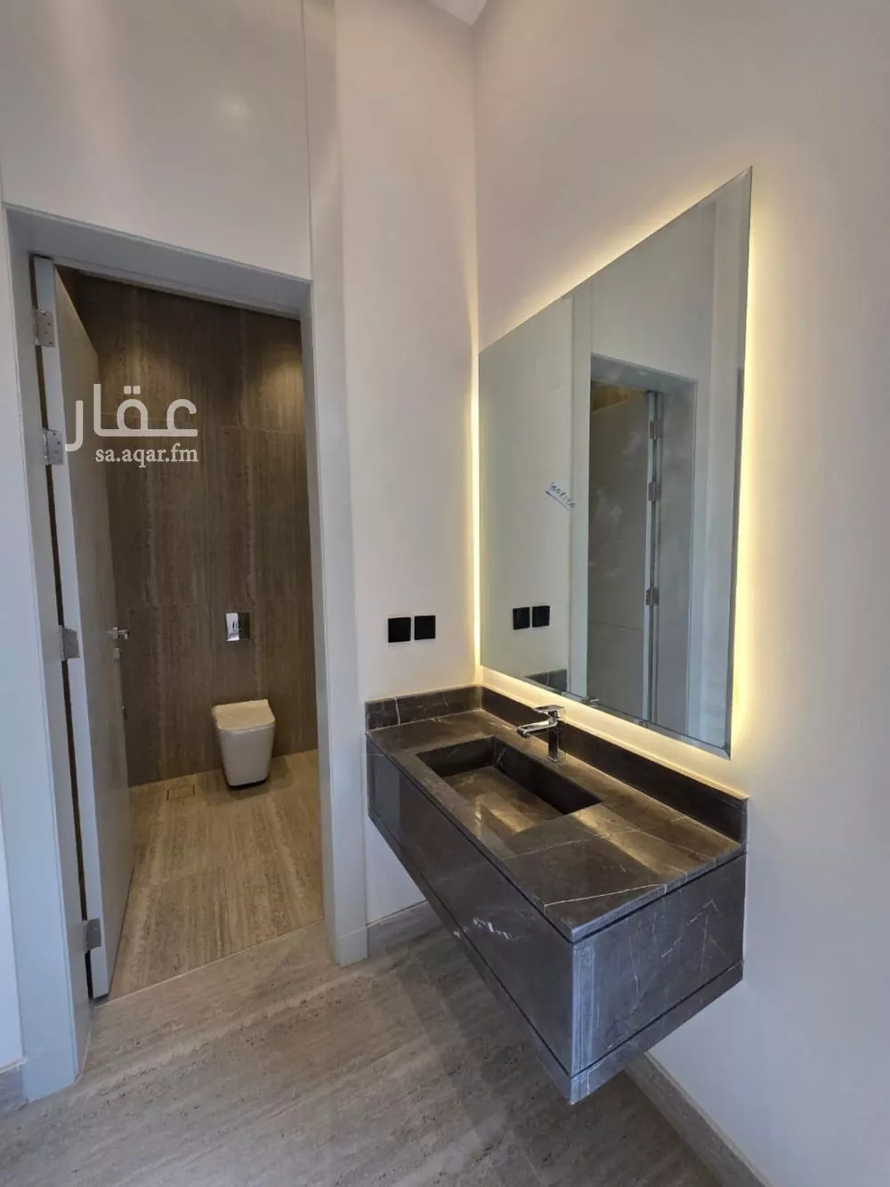 6 bedroom floor in Al Munsiyah 9