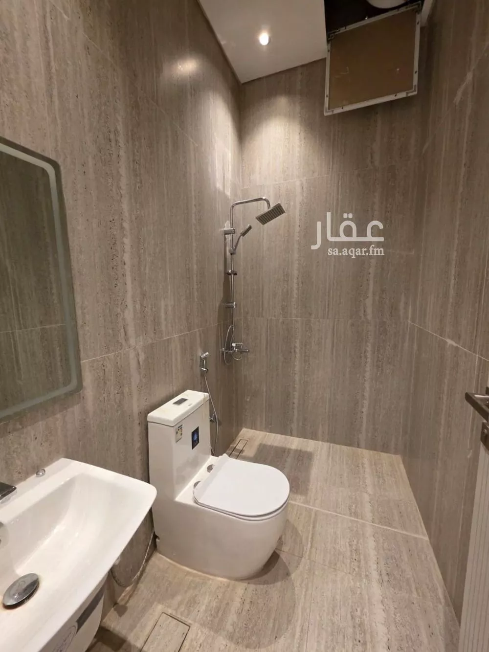 6 bedroom floor in Al Munsiyah 10