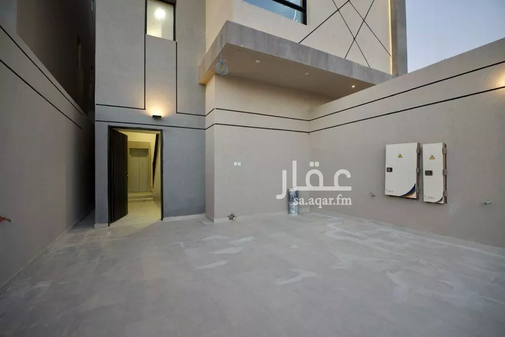 4 bedroom floor in Dahiat Namar 2