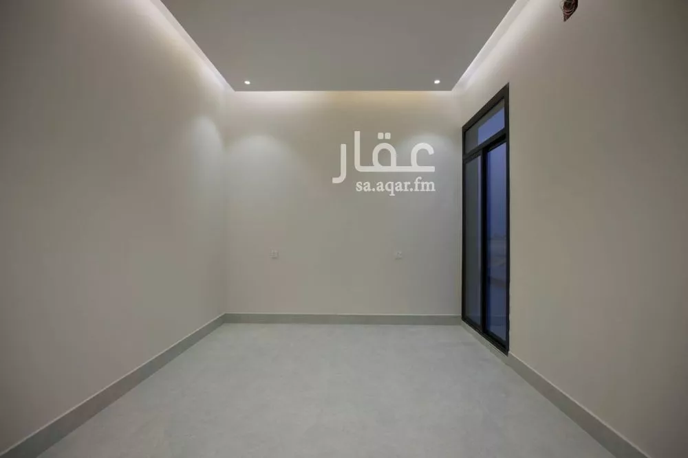 4 bedroom floor in Dahiat Namar 7