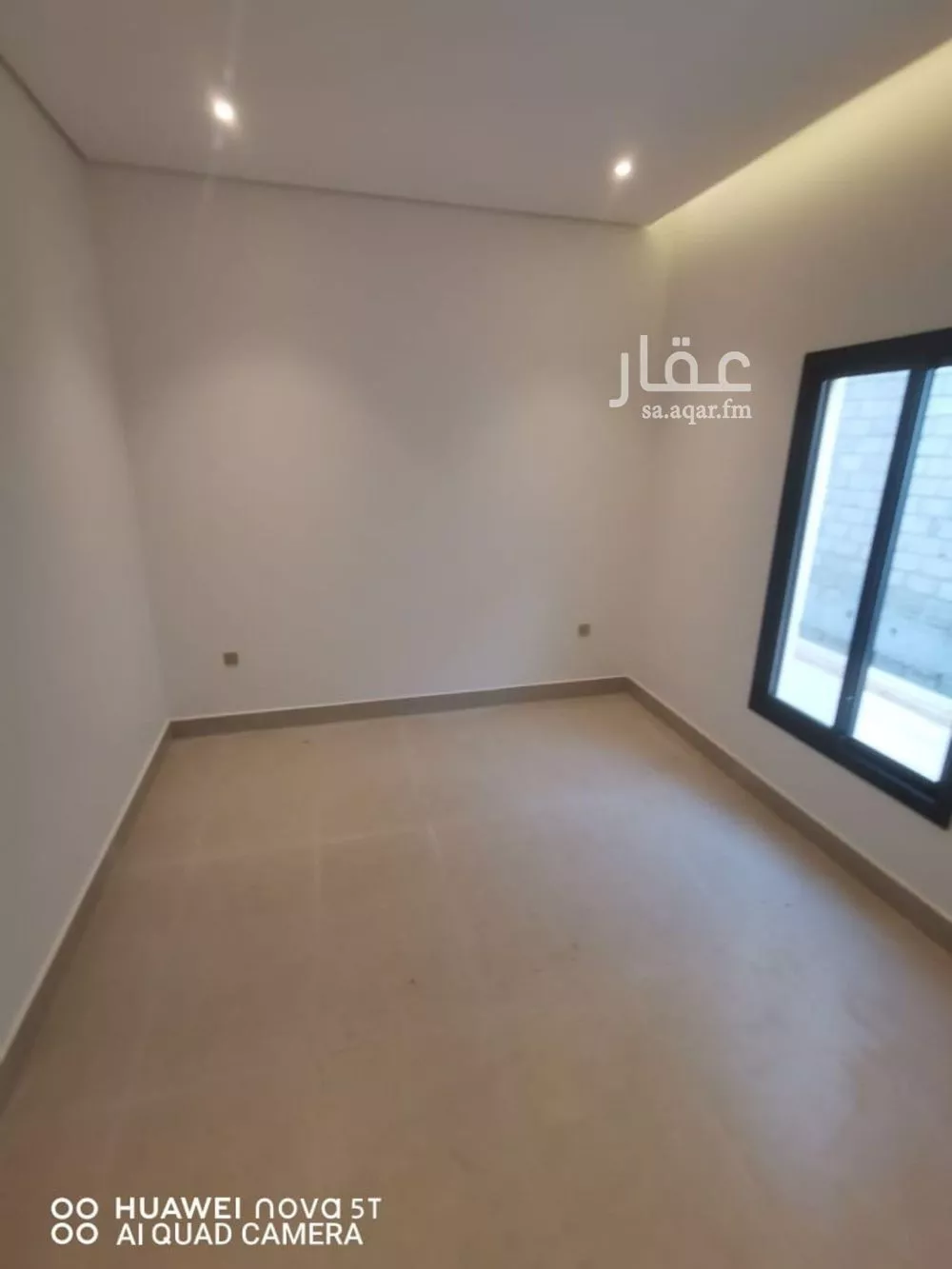 4 bedroom floor in Al Rimal 6
