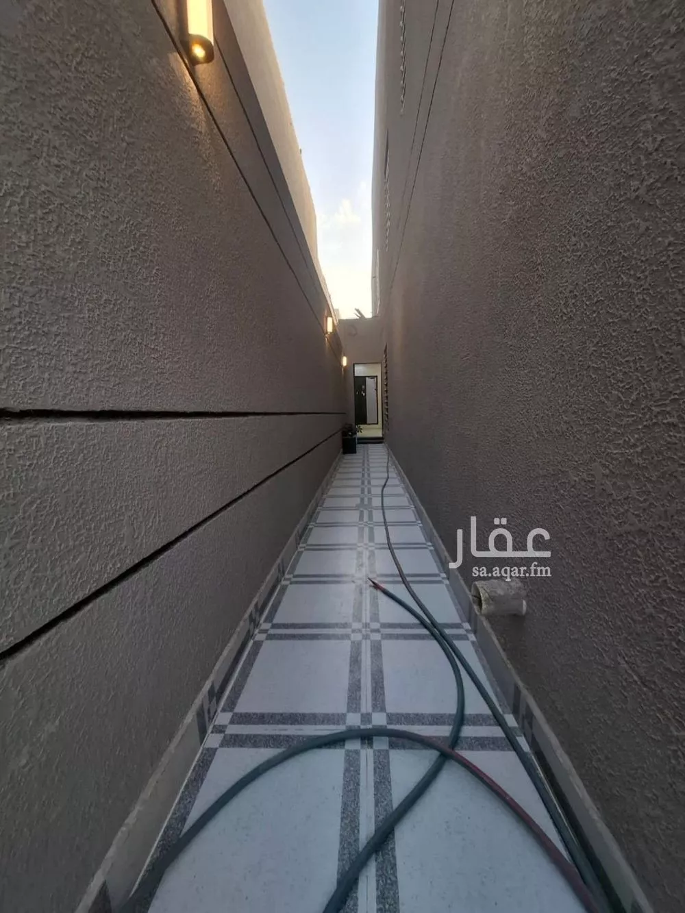 5 bedroom floor in Okaz 6