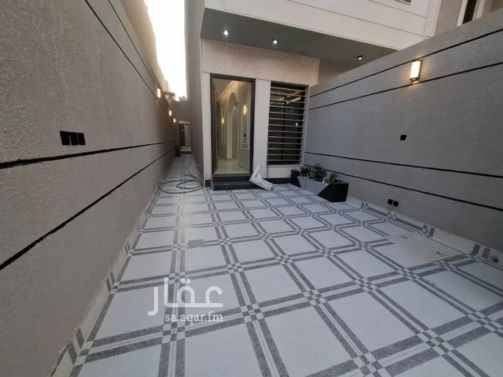 5 bedroom floor in Okaz 9
