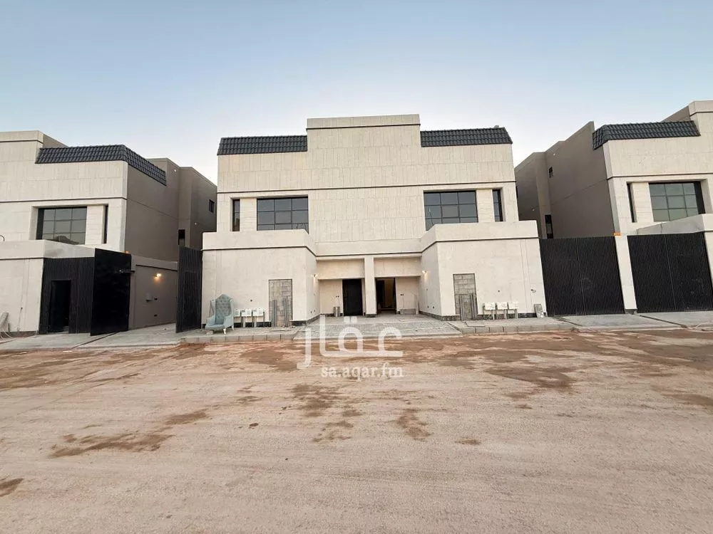 3 bedroom floor in Al Maizilah 12