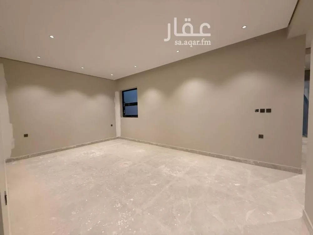 3 bedroom floor in Al Maizilah 4
