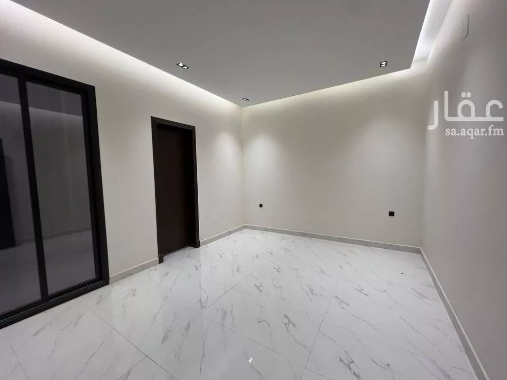 6 bedroom floor in Al Munsiyah 7