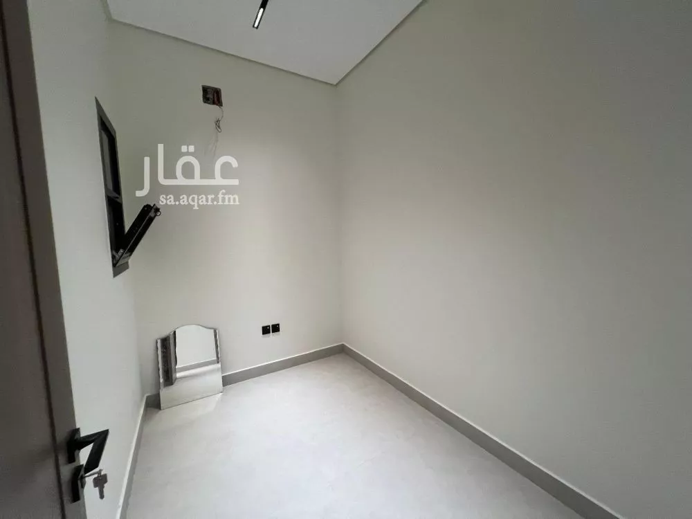 6 bedroom floor in Al Rimal 4