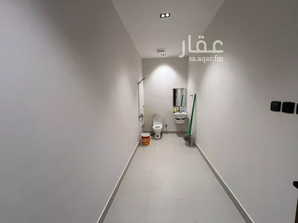 5 bedroom floor in Al Khaleej 15