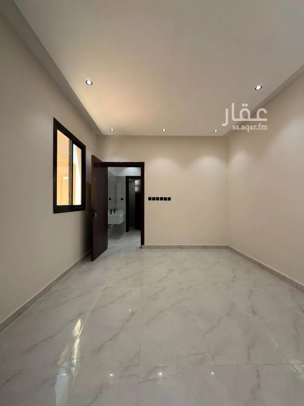 5 bedroom floor in Okaz 11