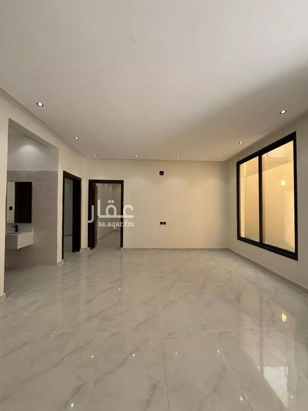 5 bedroom floor in Okaz 18