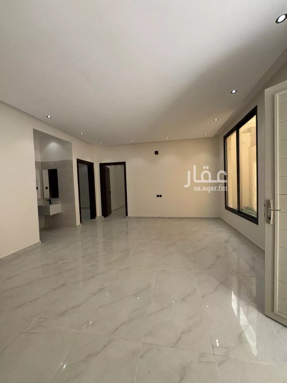 5 bedroom floor in Okaz 19