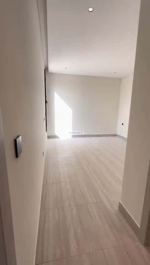 4 bedroom floor in Al Sahafah 14