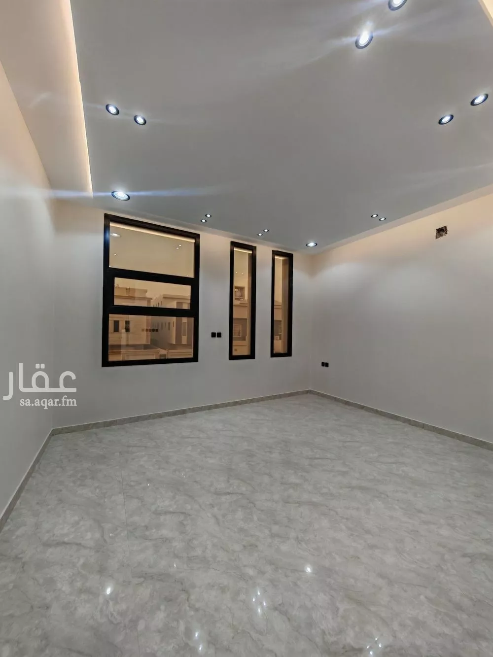 5 bedroom floor in Dhahrat Namar 5