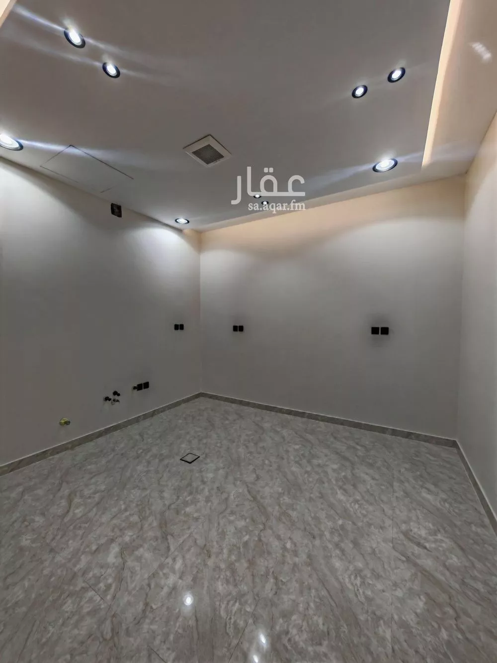 5 bedroom floor in Dhahrat Namar 6