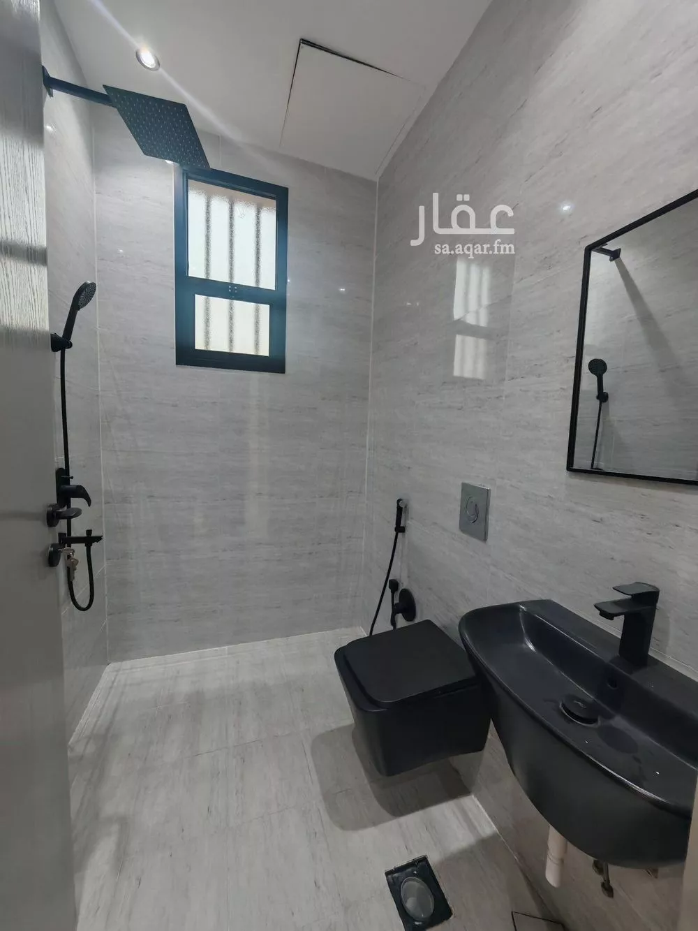 5 bedroom floor in Dhahrat Namar 8