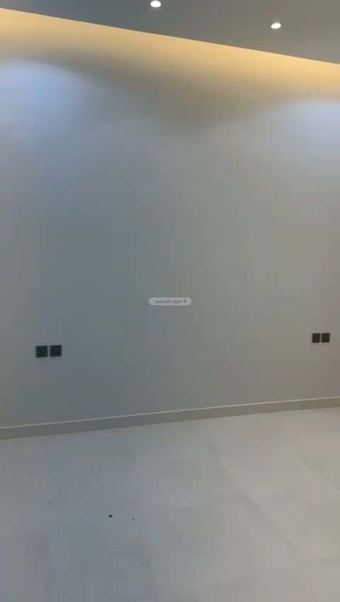 3 bedroom apartment in Dhahrat Laban 4