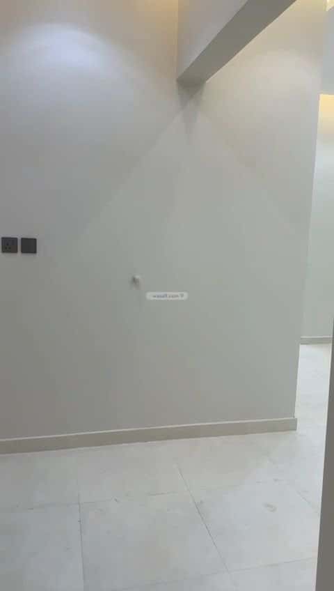 3 bedroom apartment in Dhahrat Laban 3