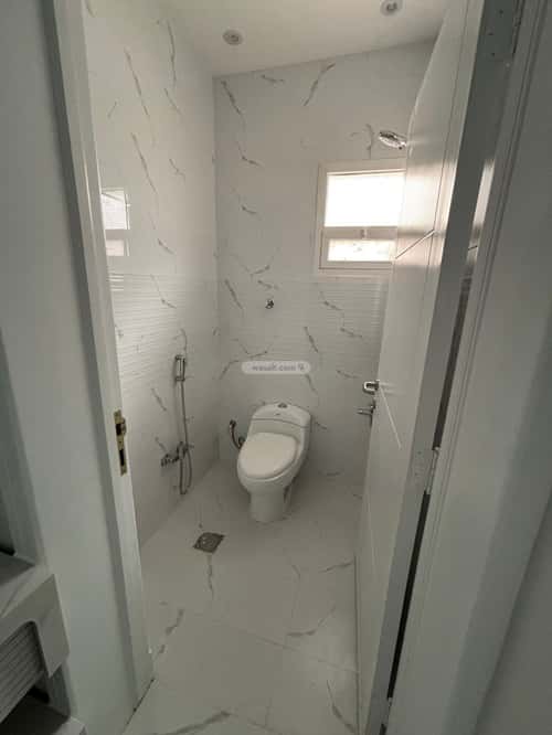 3 bedroom apartment in Al Yasmin 5