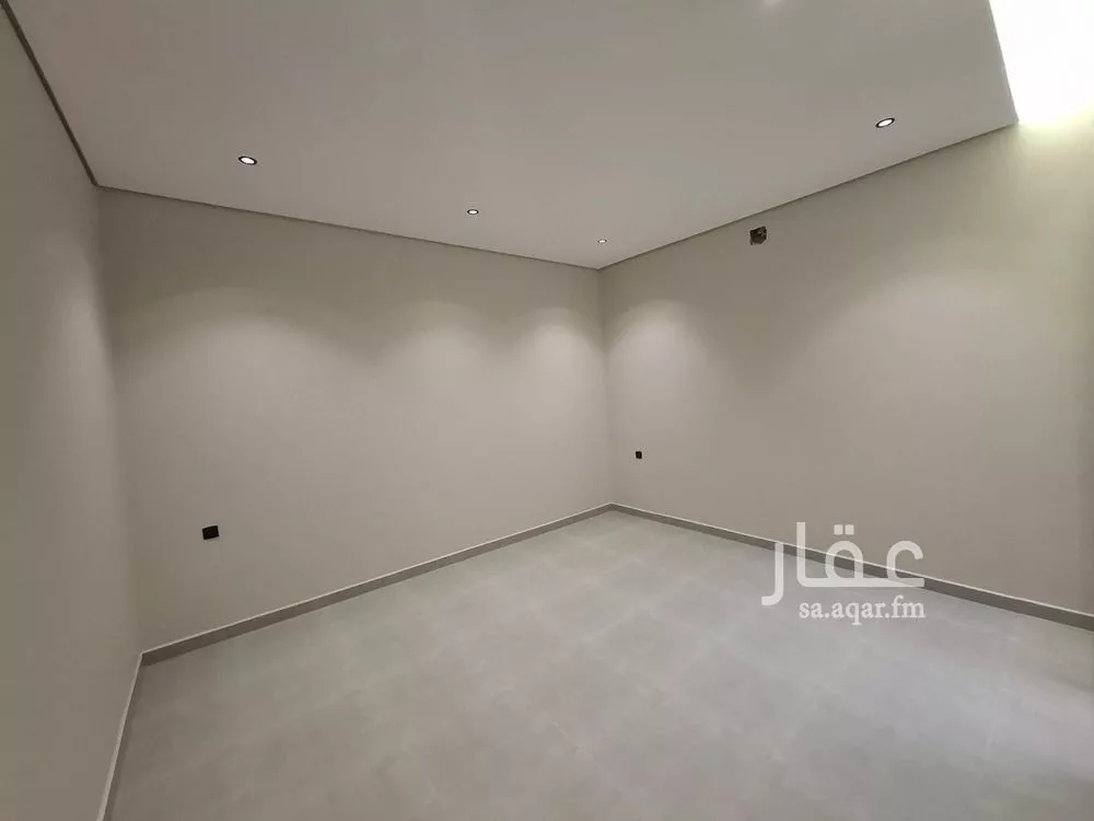 4 bedroom floor in Al Rimal 12