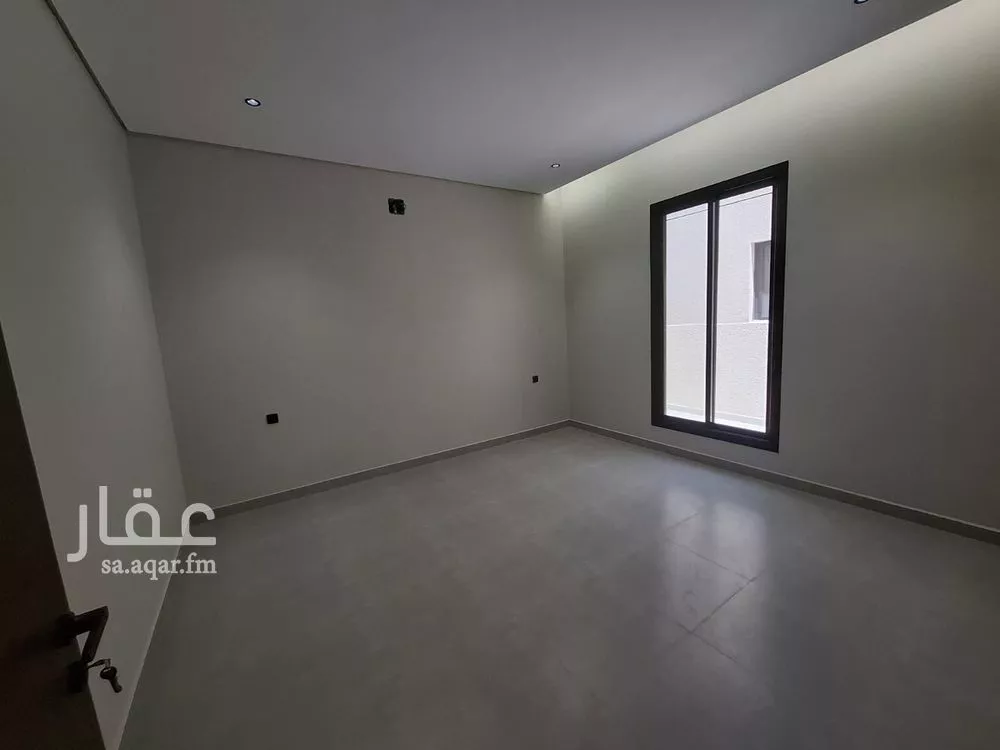4 bedroom floor in Al Rimal 6