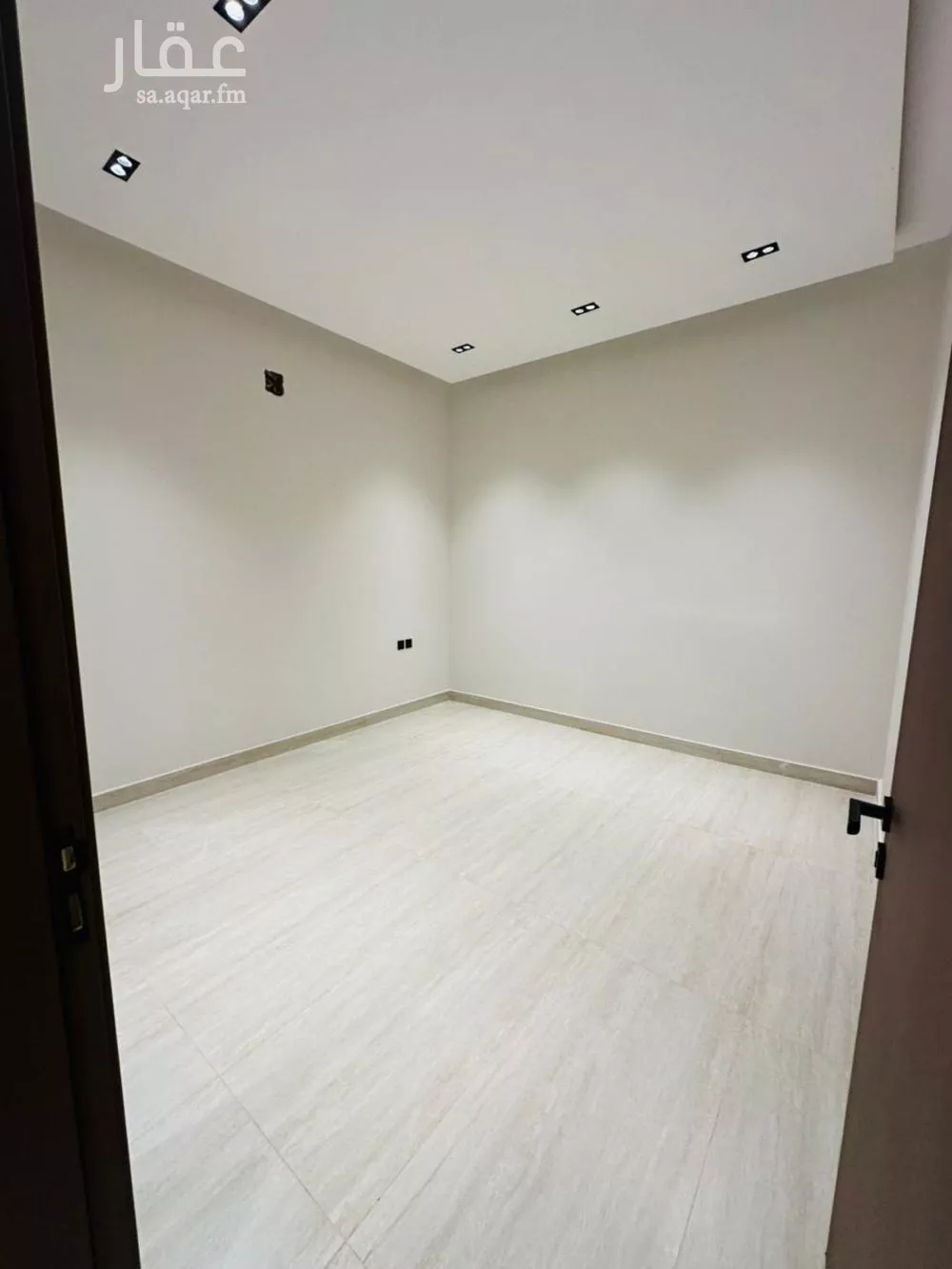 3 bedroom floor in Al Quds 11