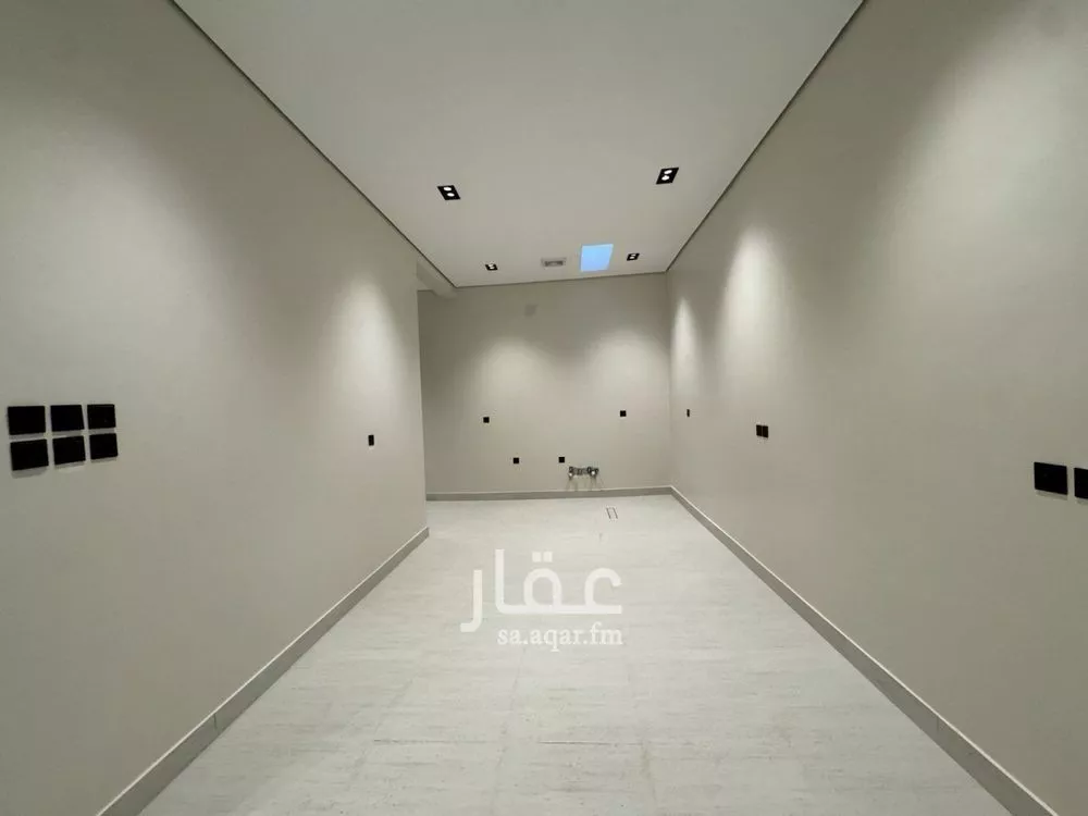 دور 4 غرف في المونسية 10
