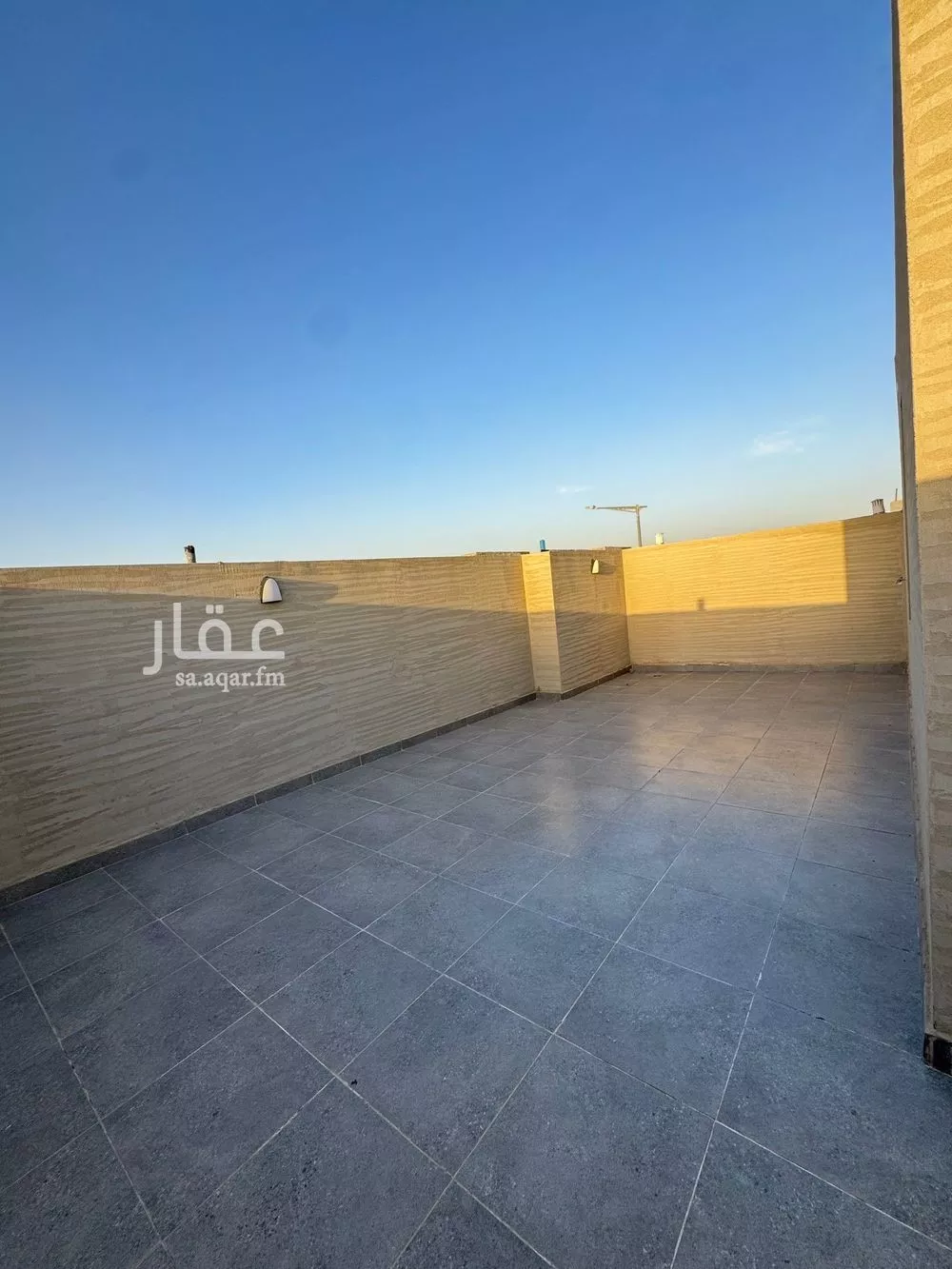 دور 6 غرف في المونسية 25