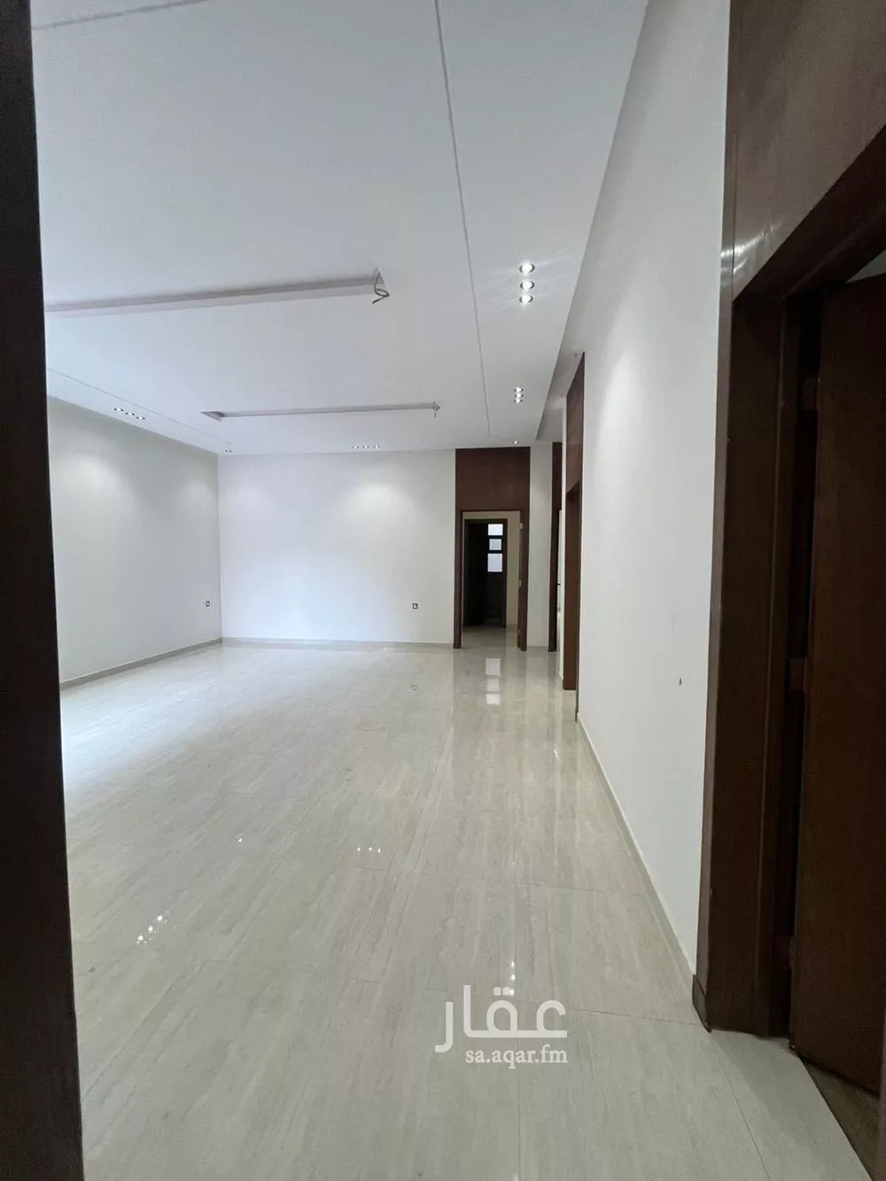 3 bedroom floor in Al Hazm 6