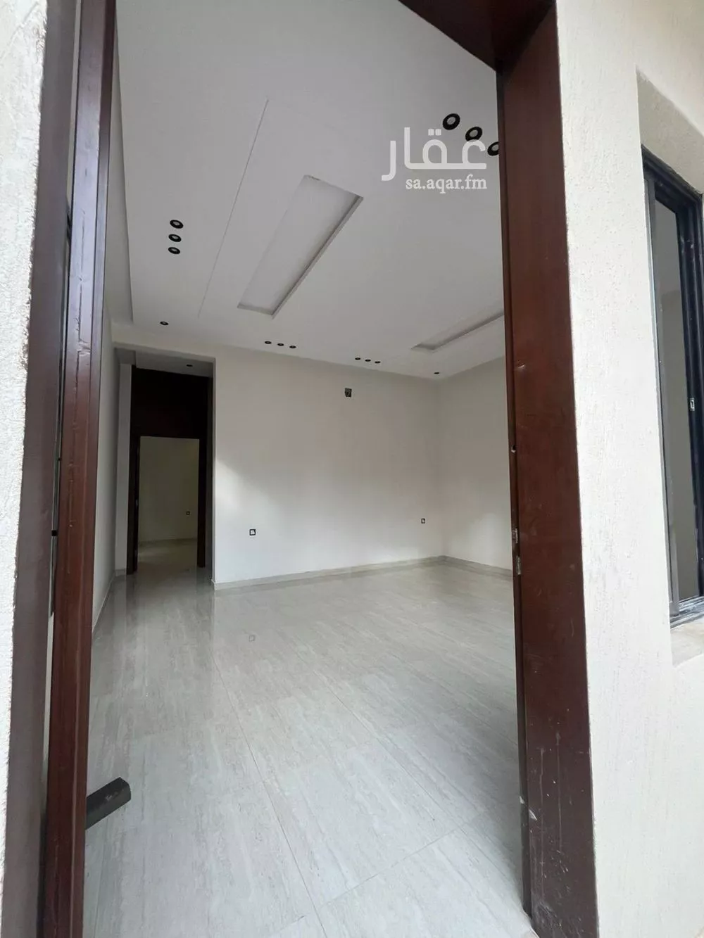 3 bedroom floor in Al Hazm 9