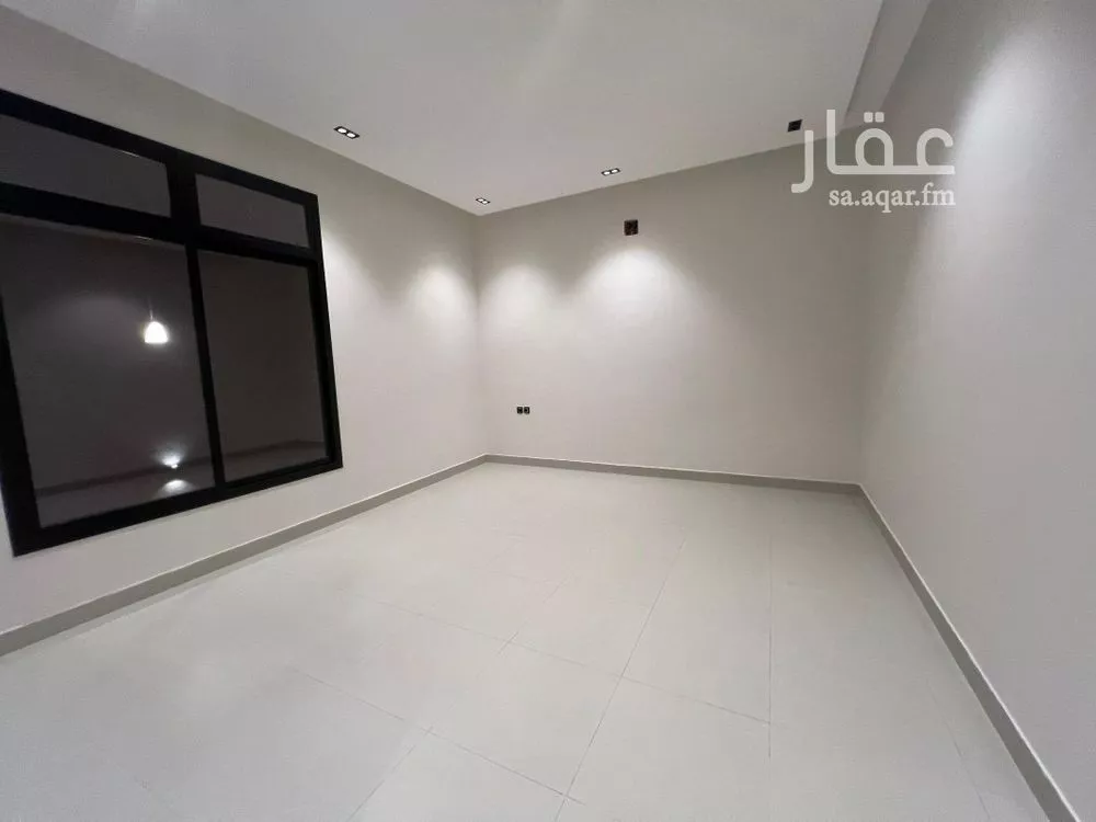 5 bedroom floor in Al Khaleej 3