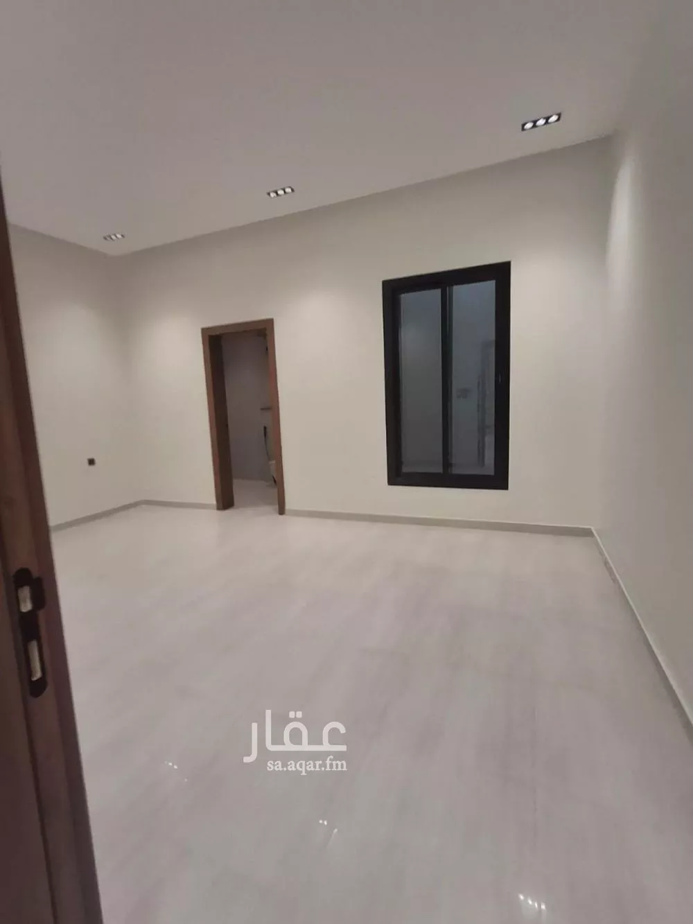 5 bedroom floor in Tuwaiq 9
