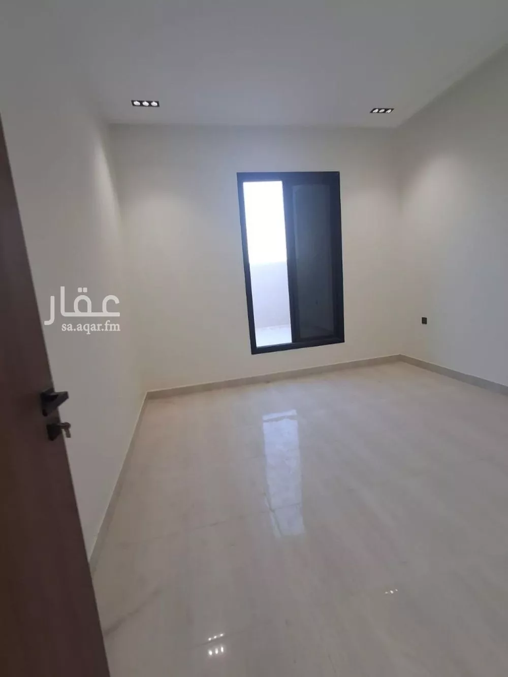 5 bedroom floor in Tuwaiq 10