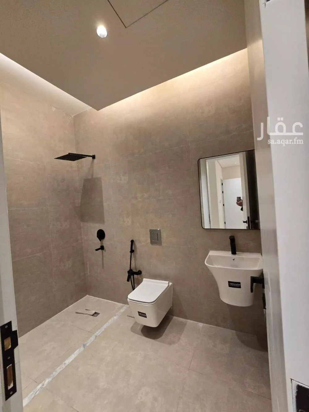 4 bedroom floor in Al Narjis 8