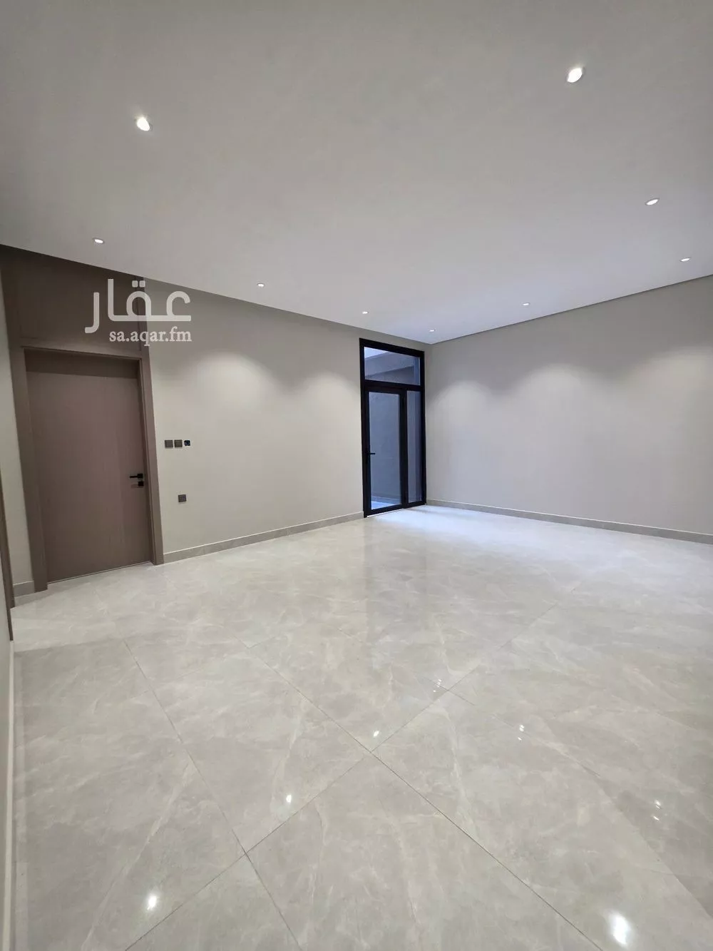 5 bedroom floor in Al Maizilah 13