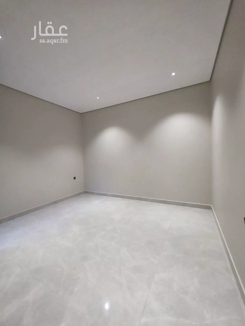 5 bedroom floor in Al Maizilah 18